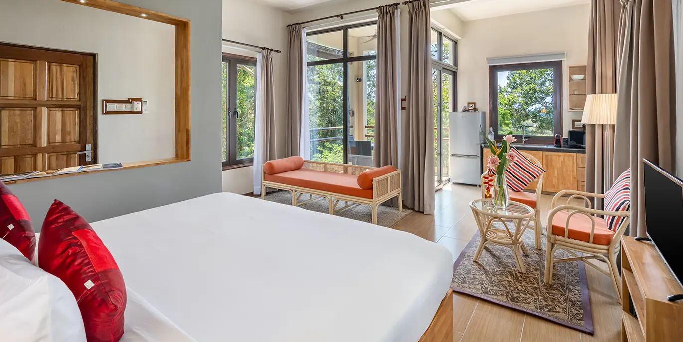 Rainforest Studio room