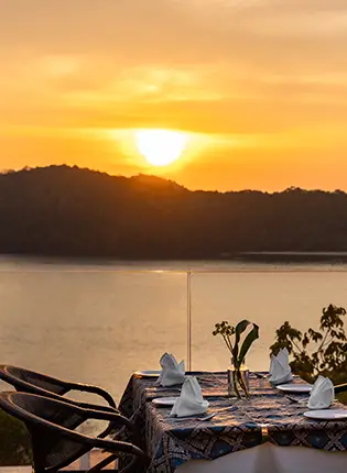 sunset-dining